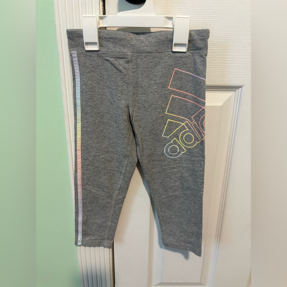 NWOT Girls Adidas Capris